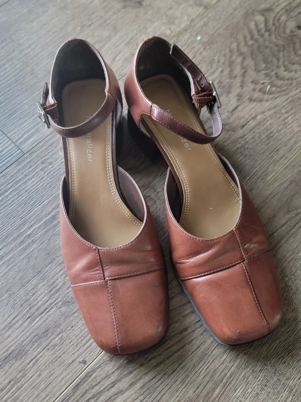 Vintage 90s Naturalizer Women's Brown Leather Ankle-Strap Block Heel Pumps